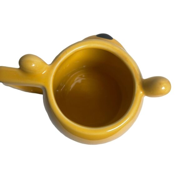 Disney Store Winnie the Pooh Mug Ceramic 3D Bear Bumble Bee Coffee Mug - Picture 3 of 7